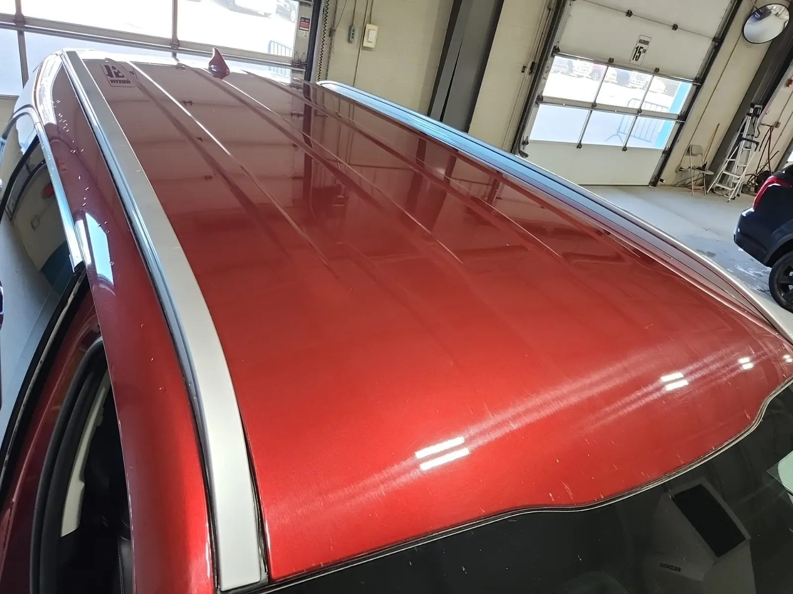 Exterior Roof Photo