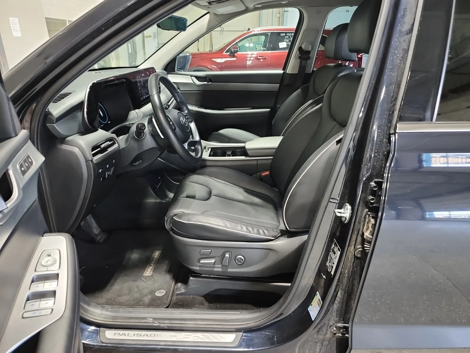 Front Interior Photo