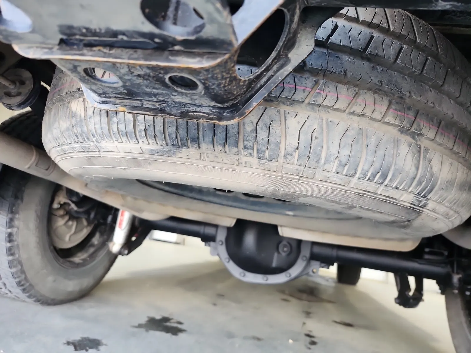 Spare Tire & Wheel Photo