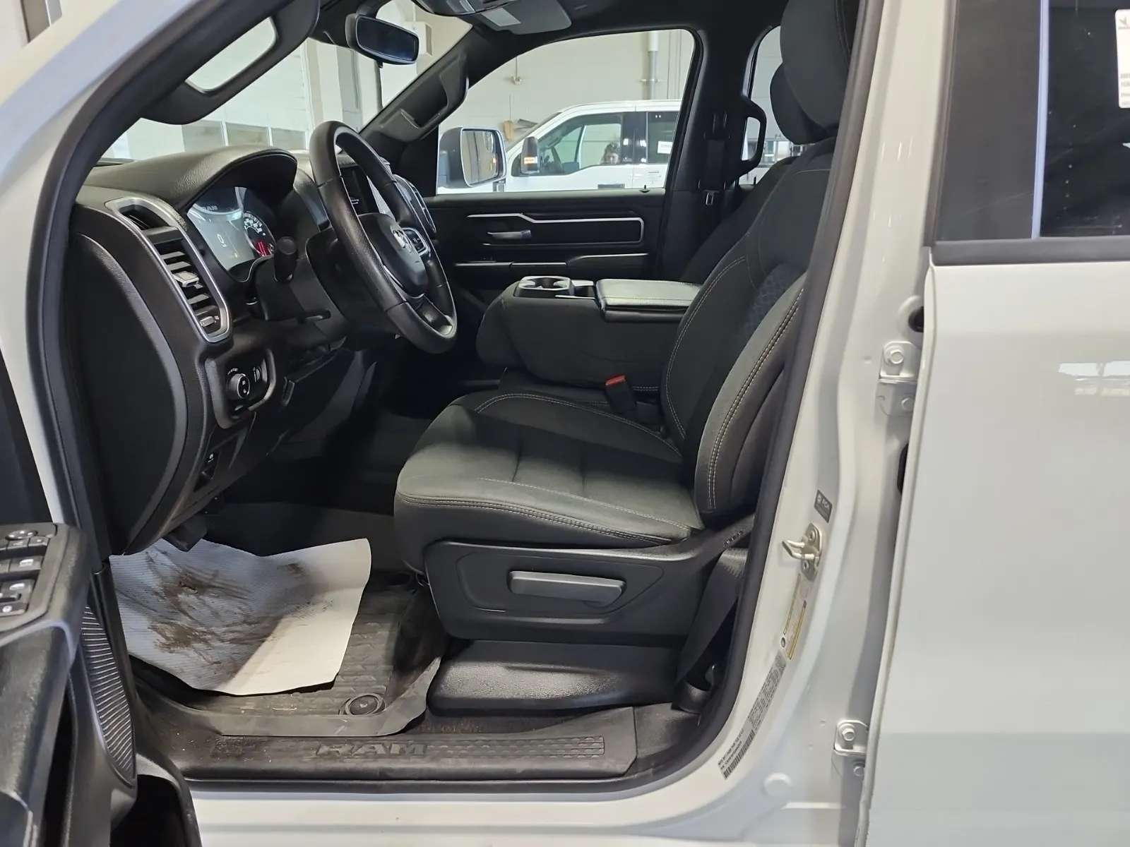 Front Interior Photo