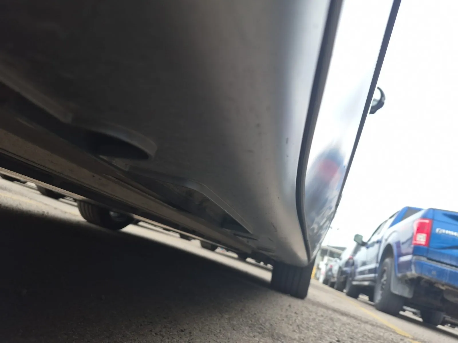 Undercarriage - Passenger Photo