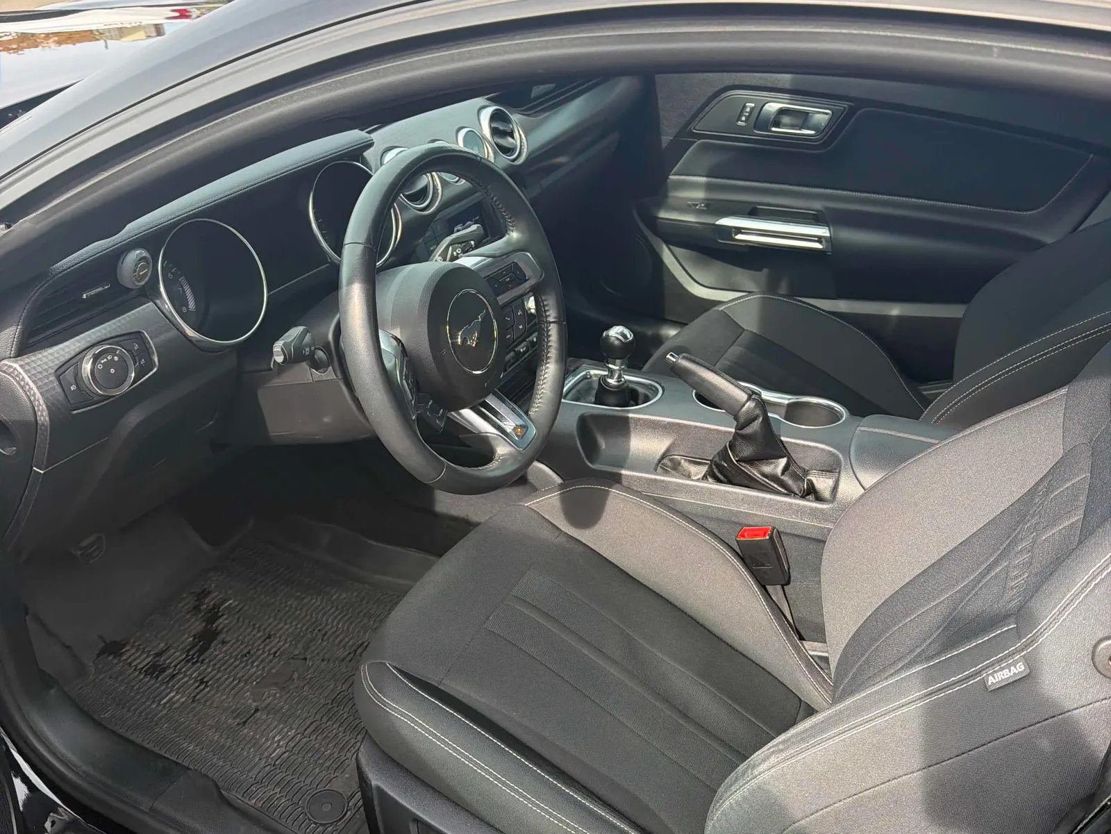 Interior driver side