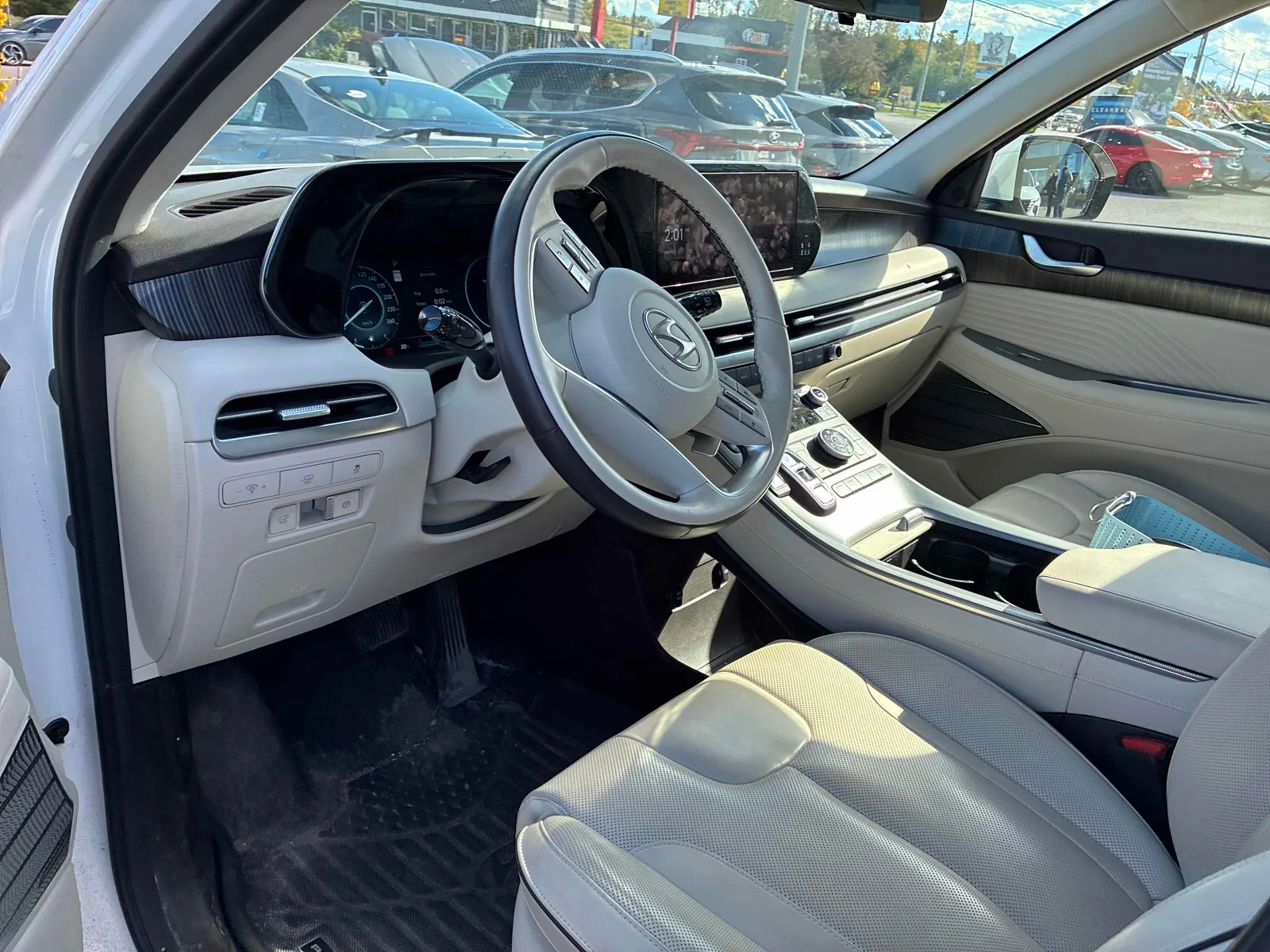 Interior driver side