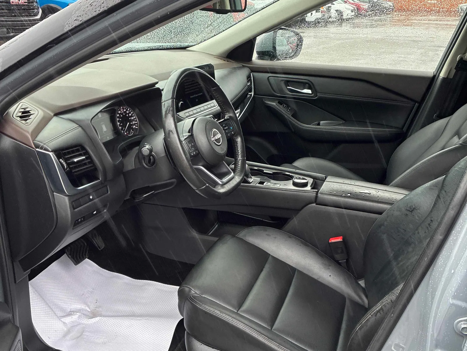 Interior driver side