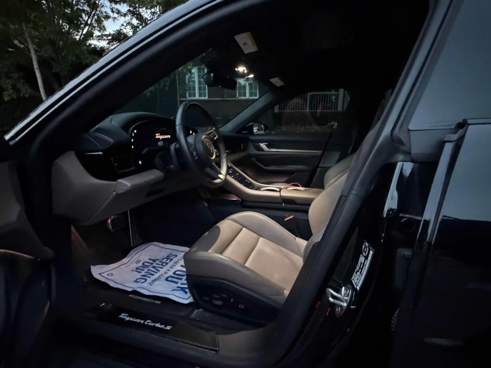 Interior driver side