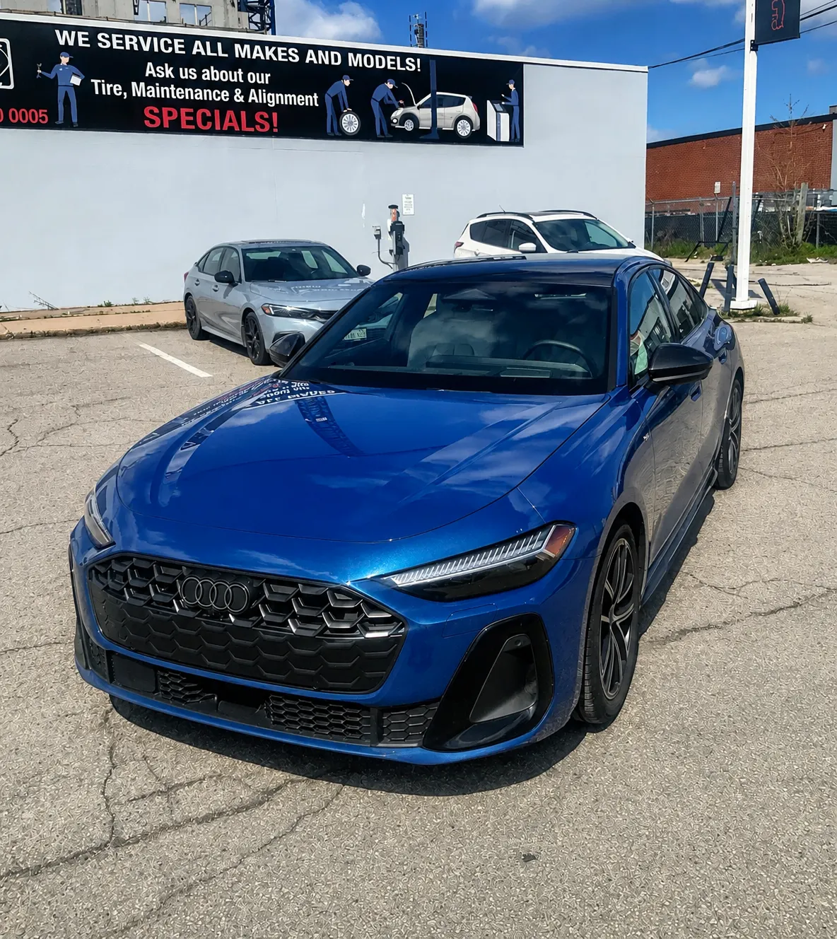 3/4 Front (Main image)