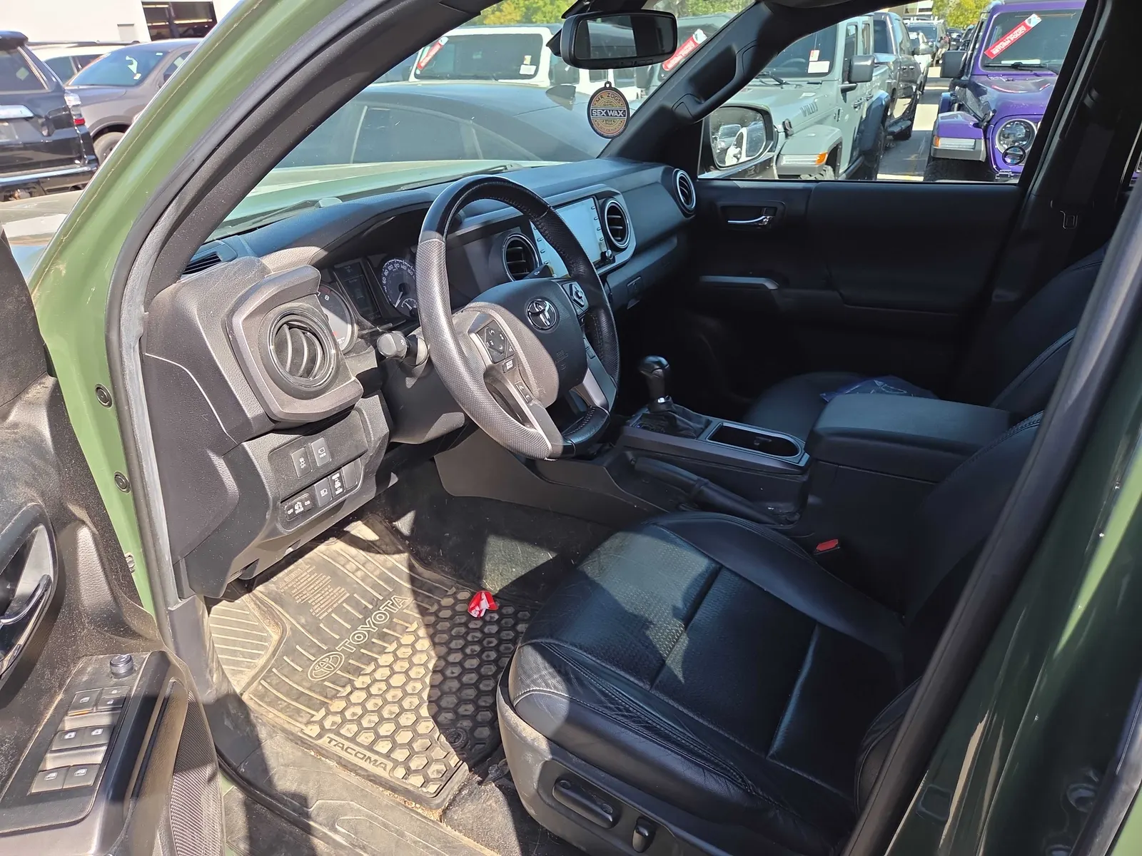 Interior driver side