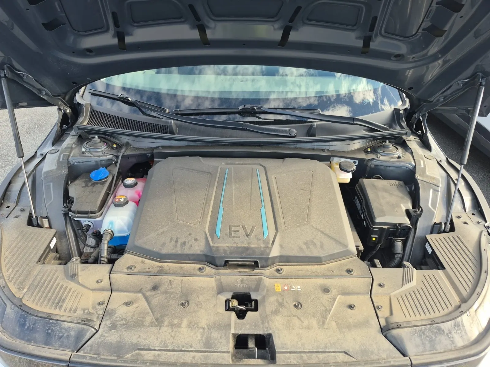 Engine Photo