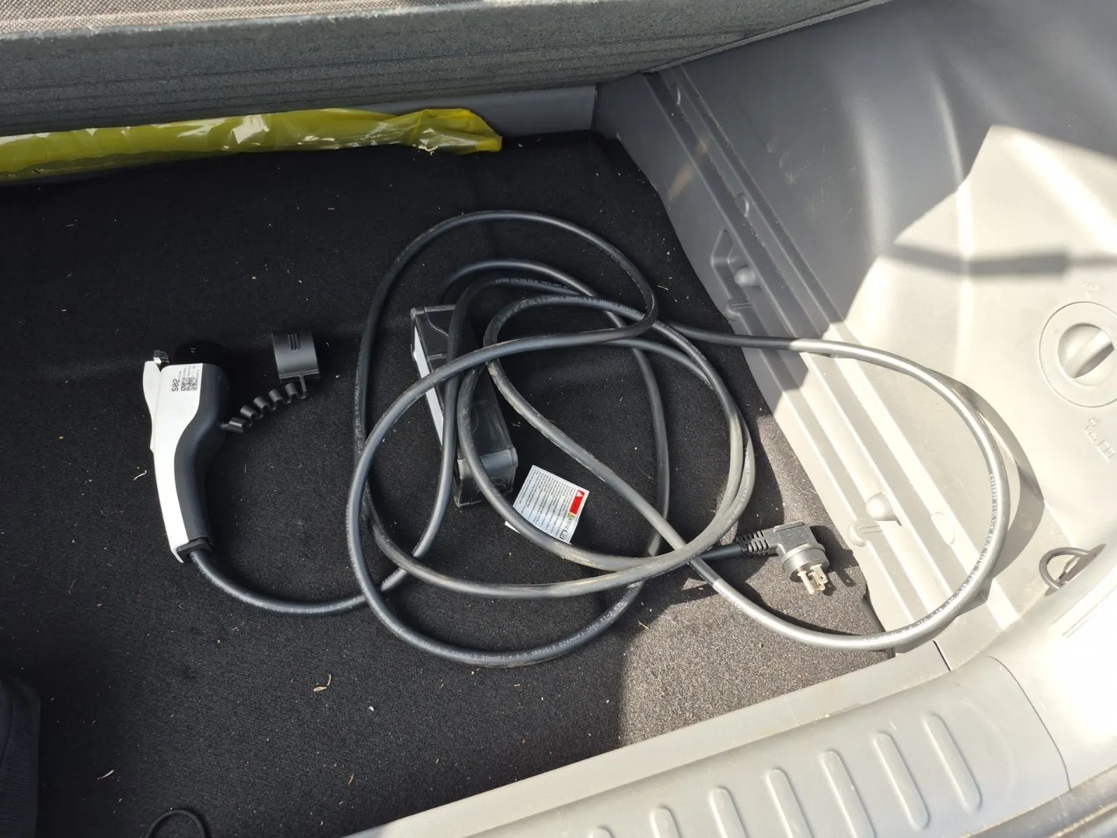 Charging Cable Photo