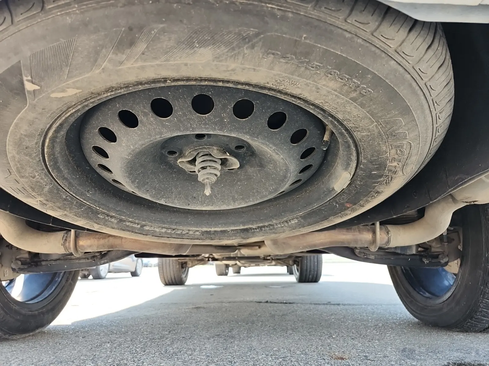 Spare Tire & Wheel Photo