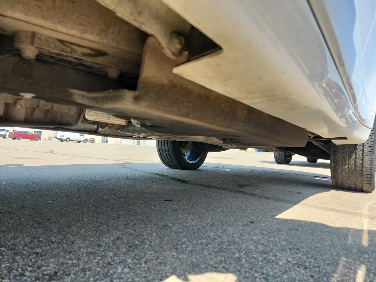 Undercarriage - Driver Photo
