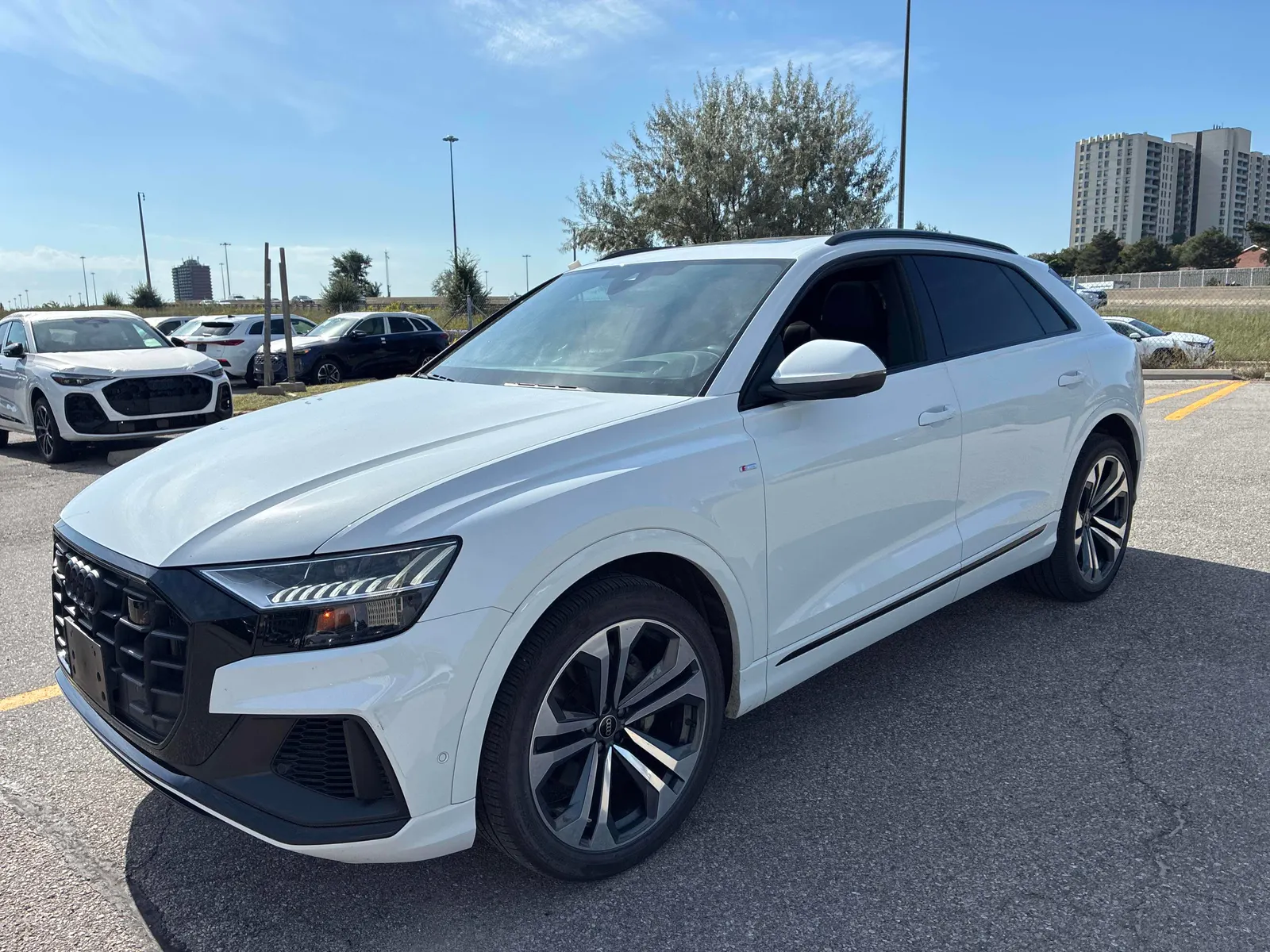 2023 Audi Q8