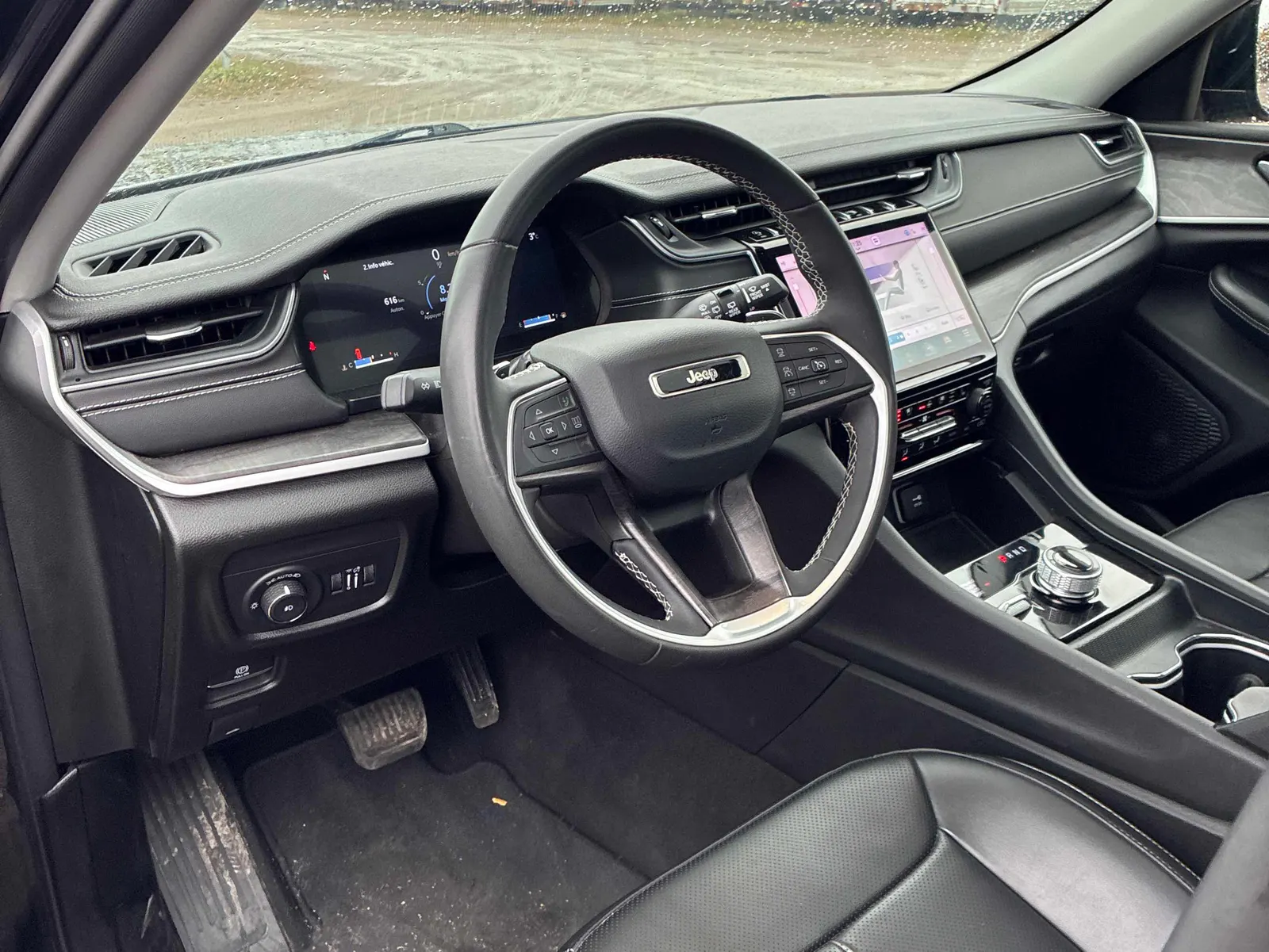 Interior driver side