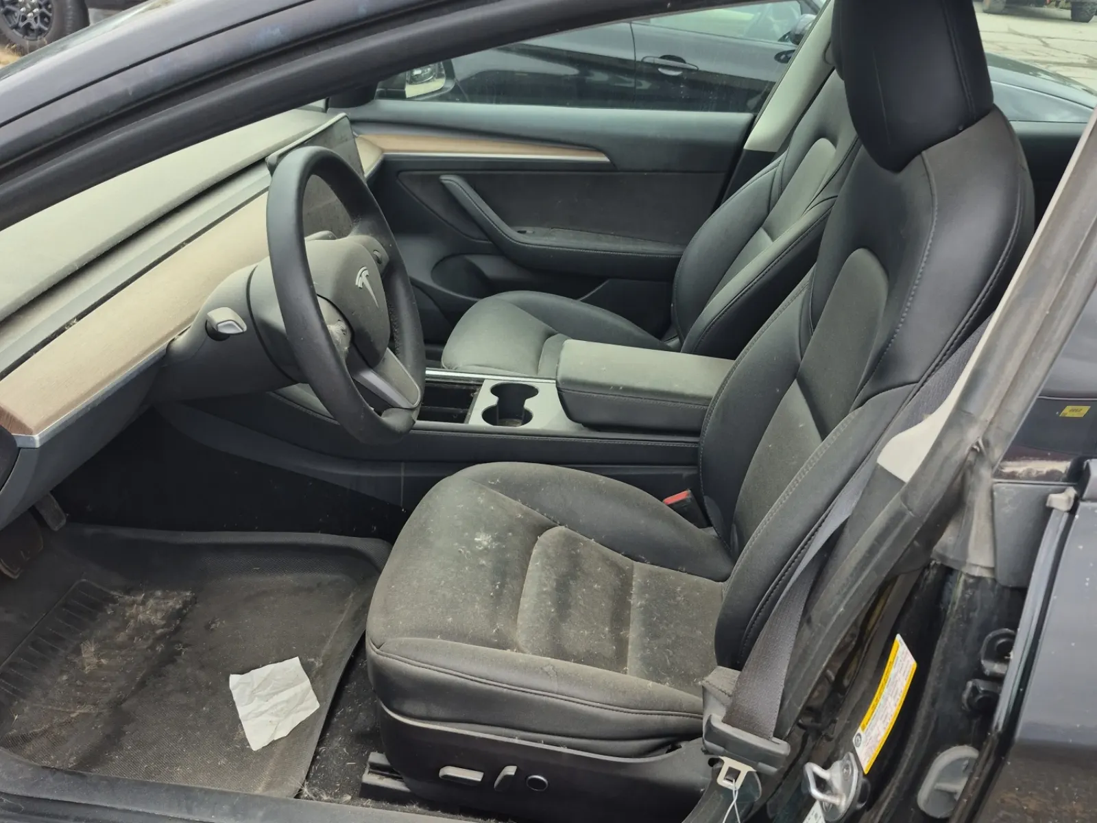 Front Interior Photo