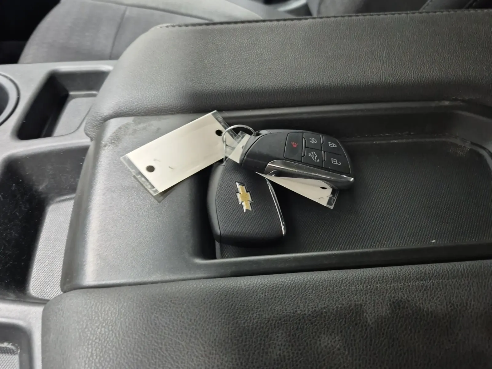 Keys/Fobs/Manual Photo