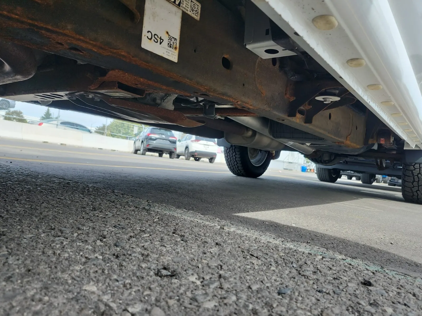 Undercarriage - Driver Photo