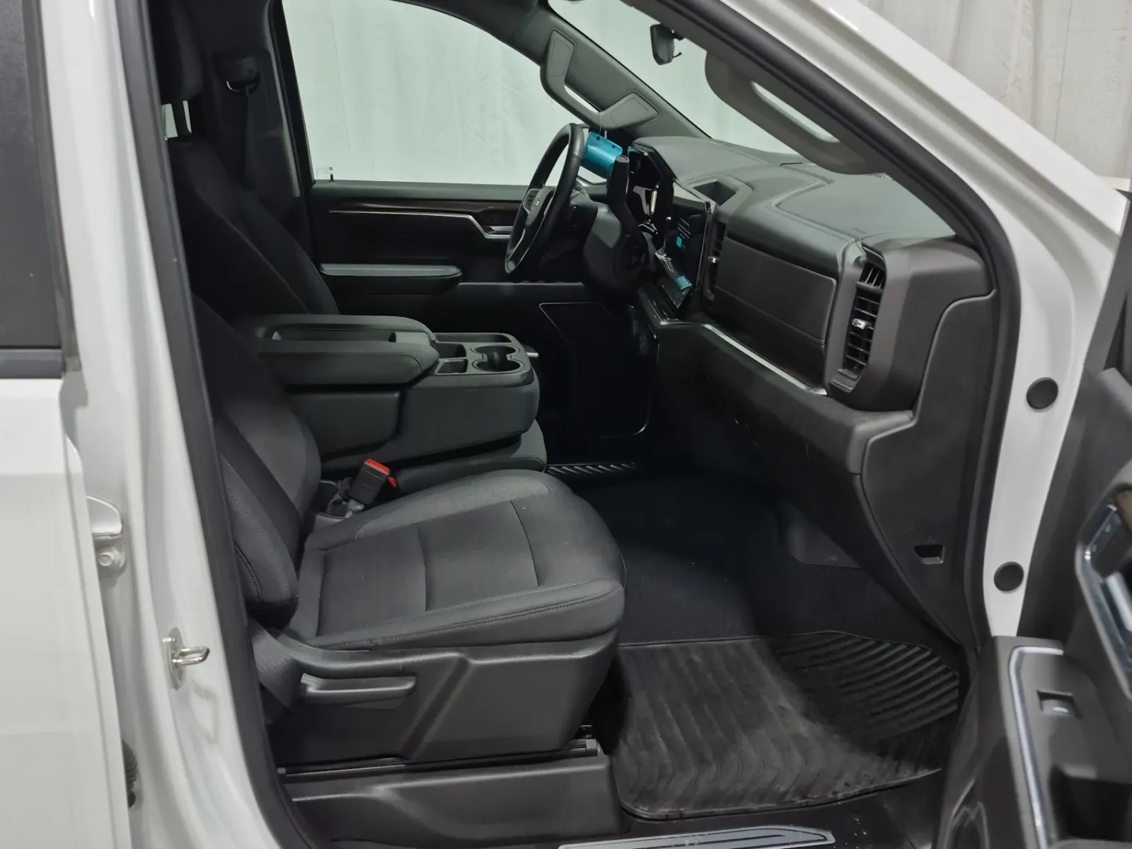 Right Side Interior Photo