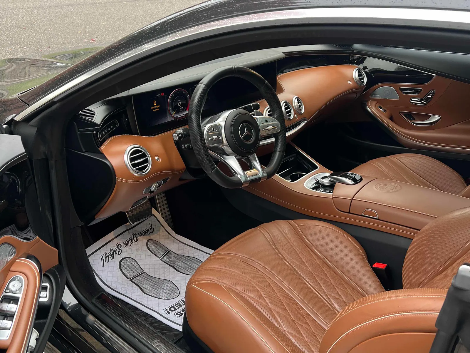 Interior driver side