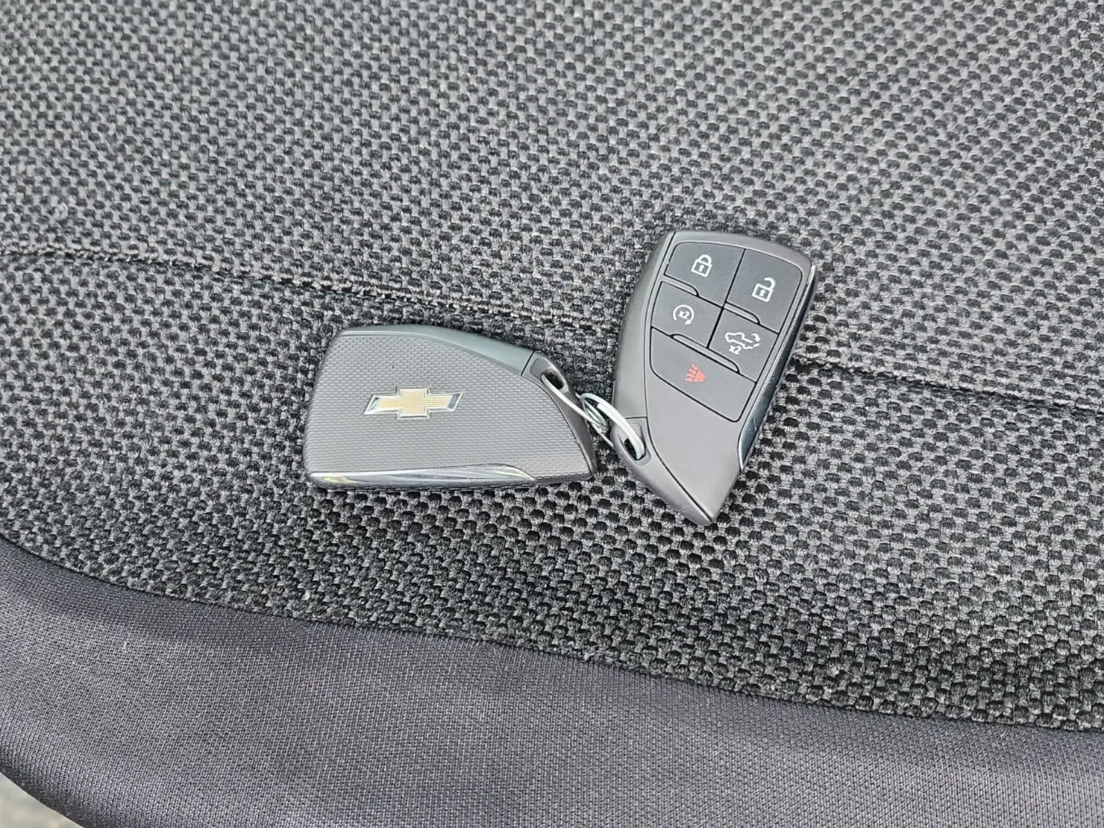 Keys/Fobs/Manual Photo