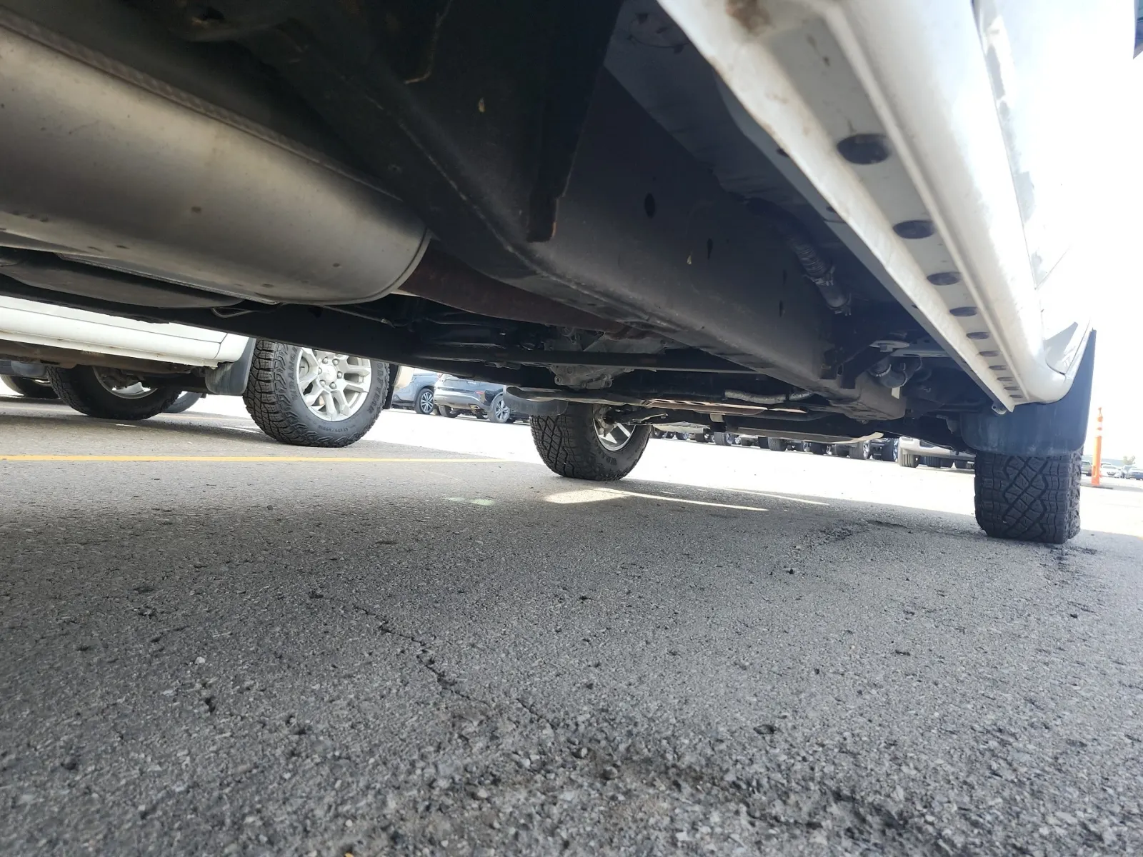 Undercarriage - Passenger Photo