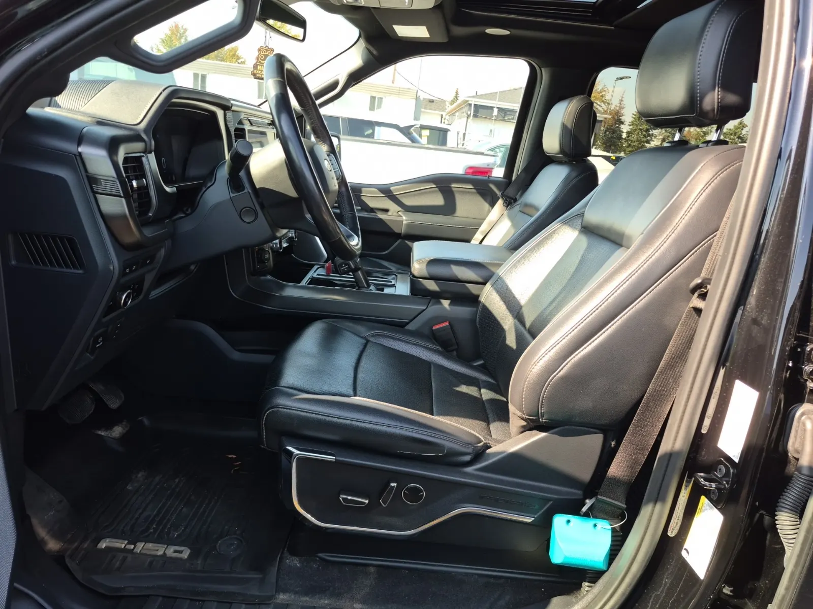 Front Interior Photo