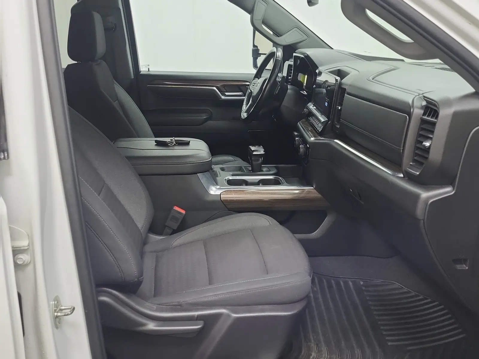 Right Side Interior Photo