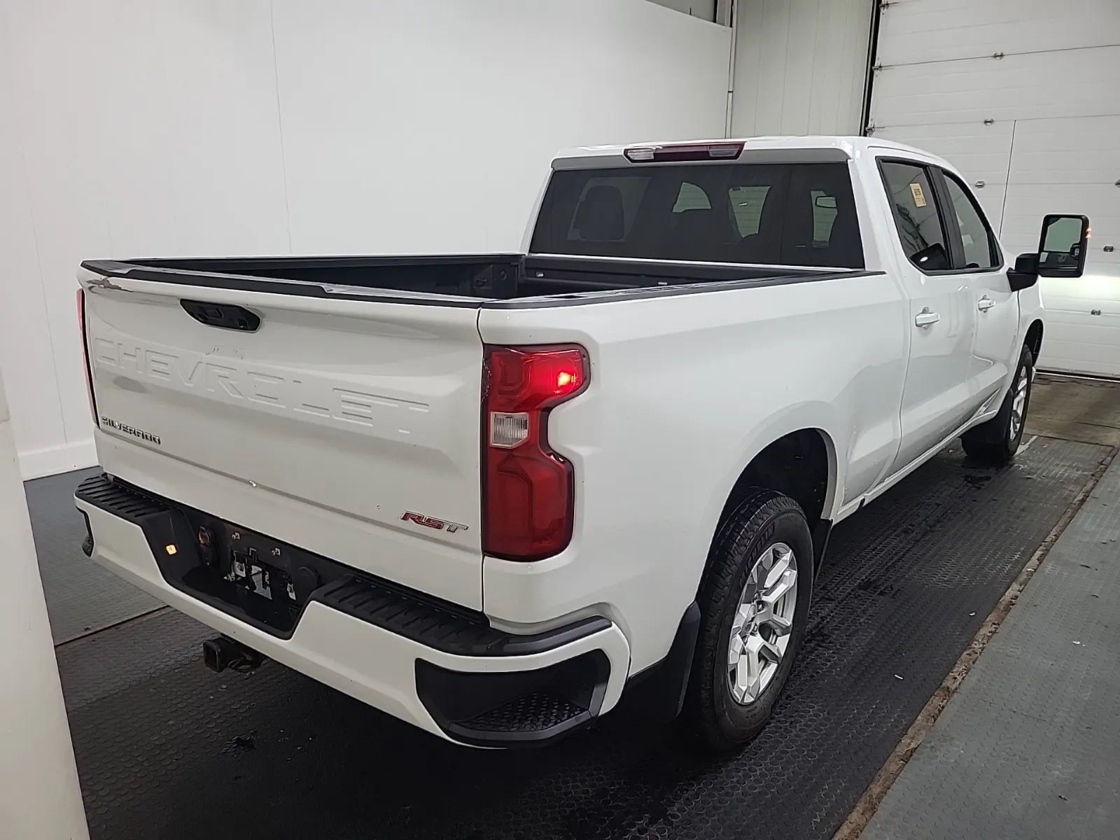 Passenger Rear 3/4 Photo