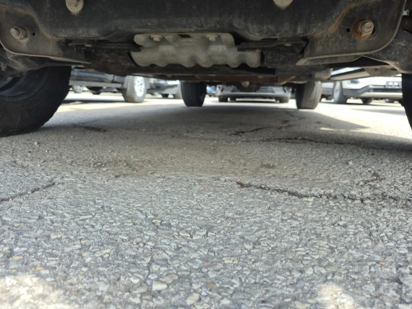 Undercarriage - Front Photo