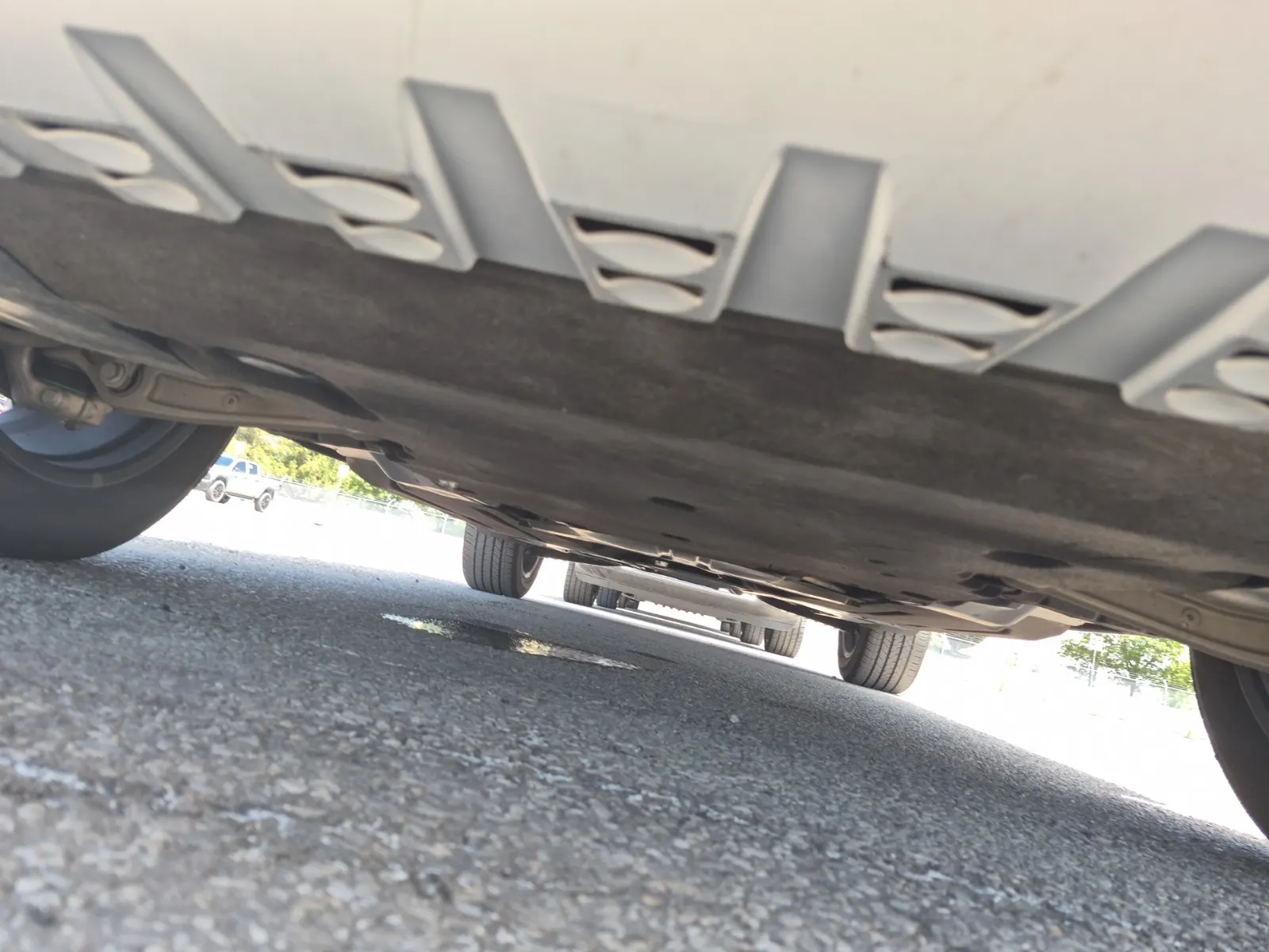 Undercarriage - Front Photo