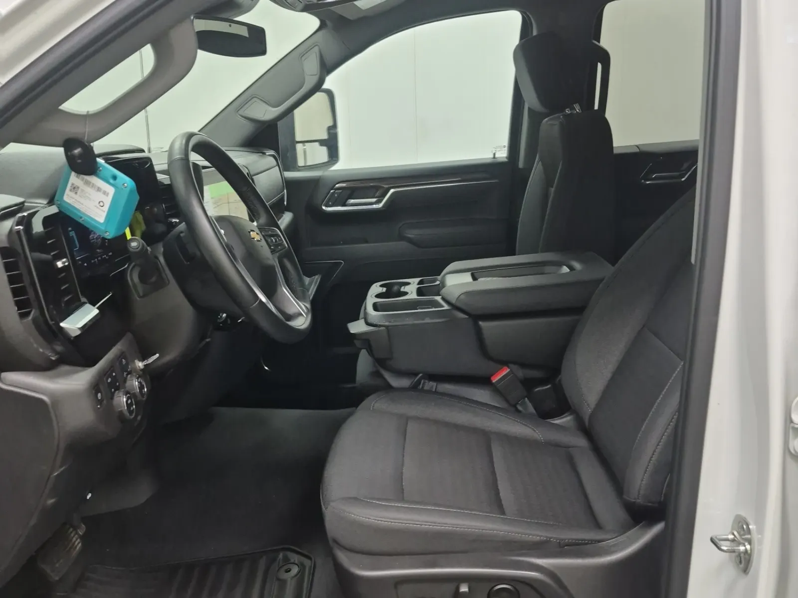 Front Interior Photo