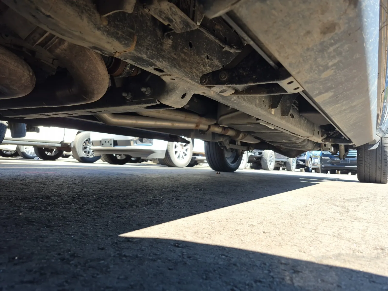 Undercarriage - Driver Photo