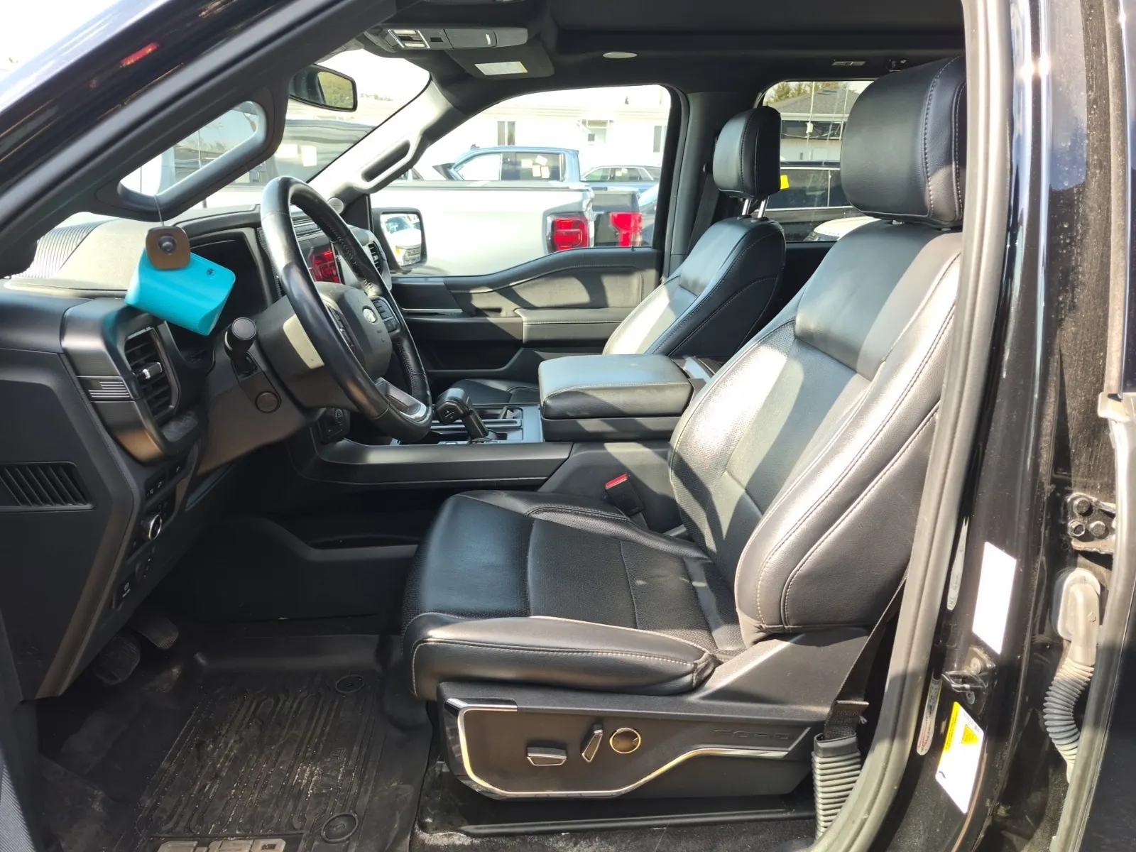 Front Interior Photo