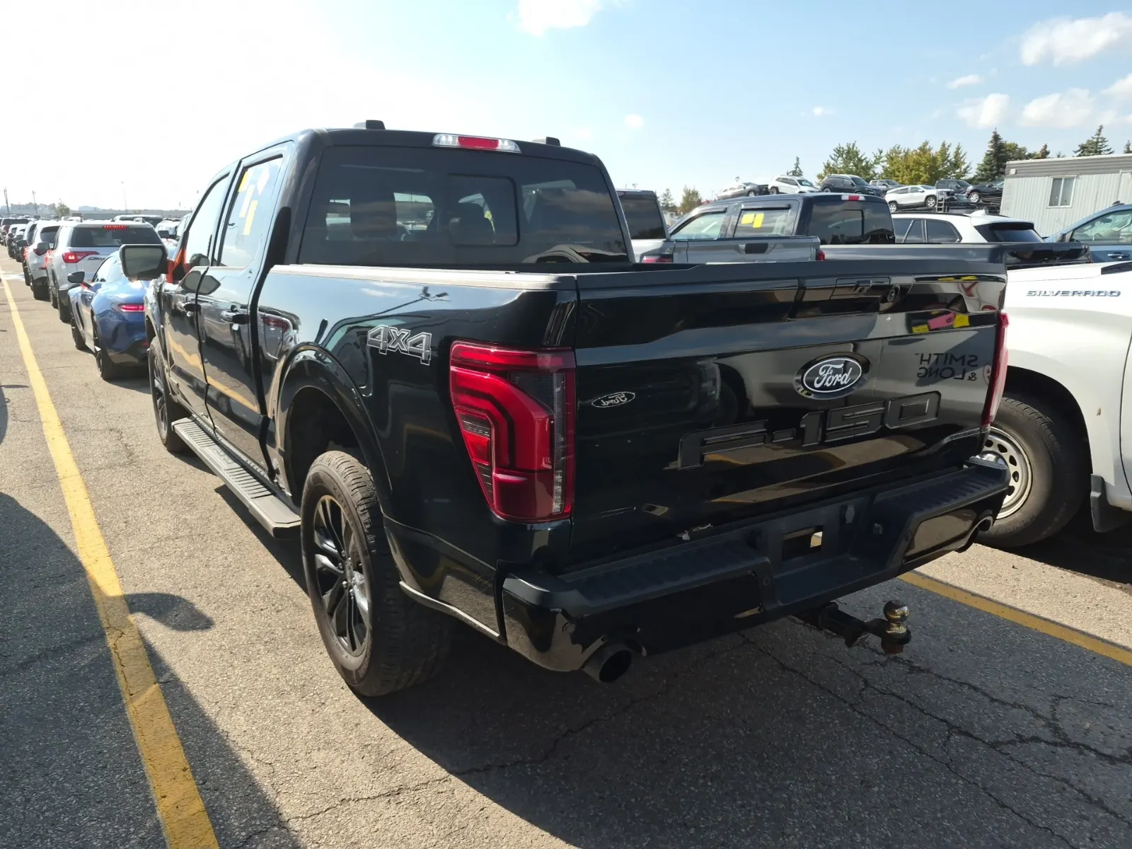 Driver Rear 3/4 Photo