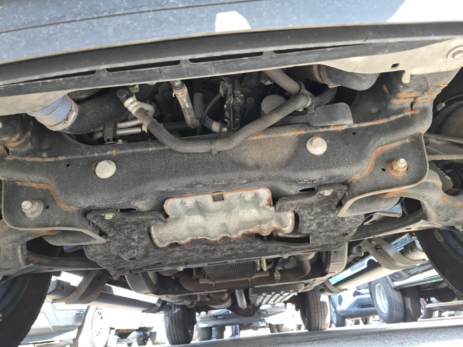 Undercarriage - Front Photo