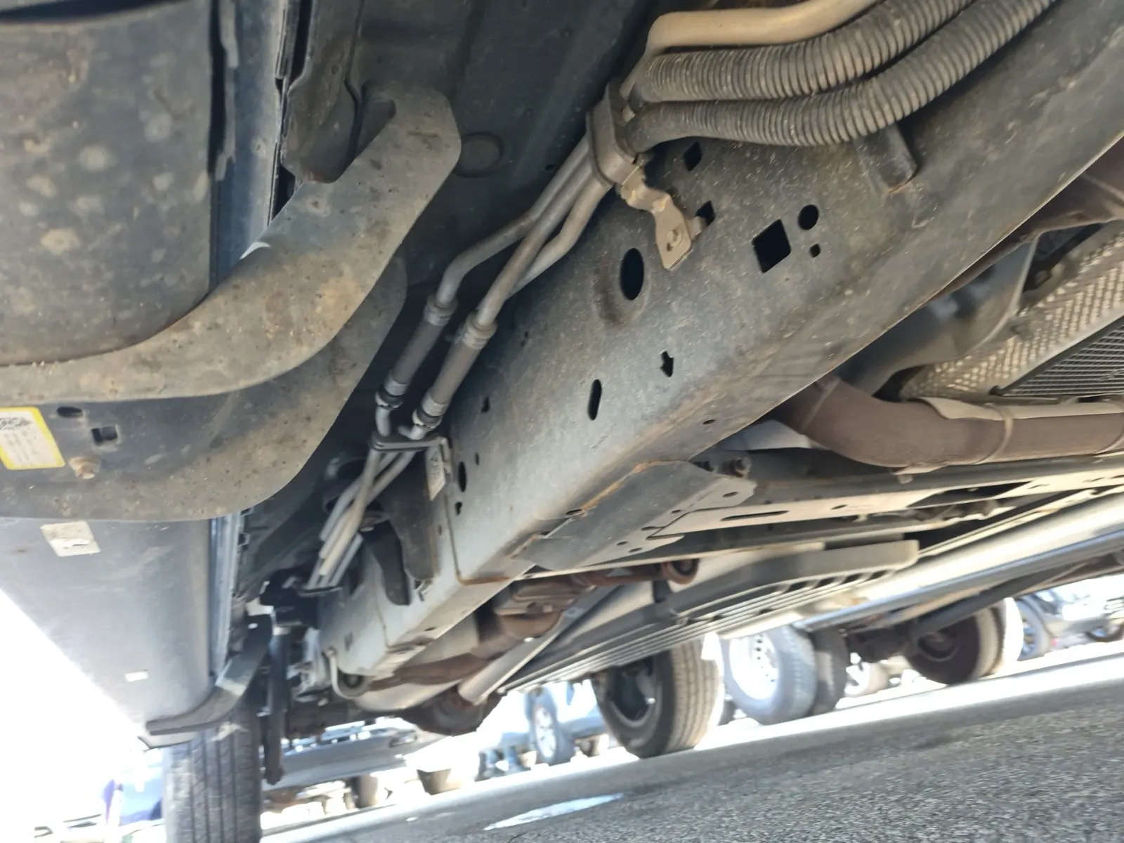 Undercarriage - Passenger Photo