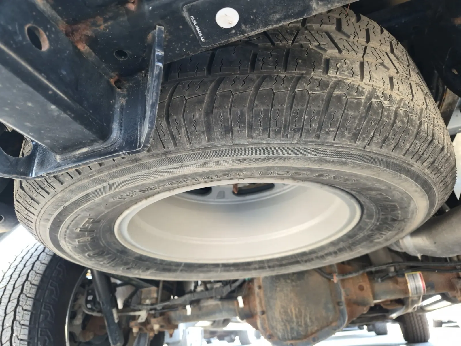 Spare Tire & Wheel Photo