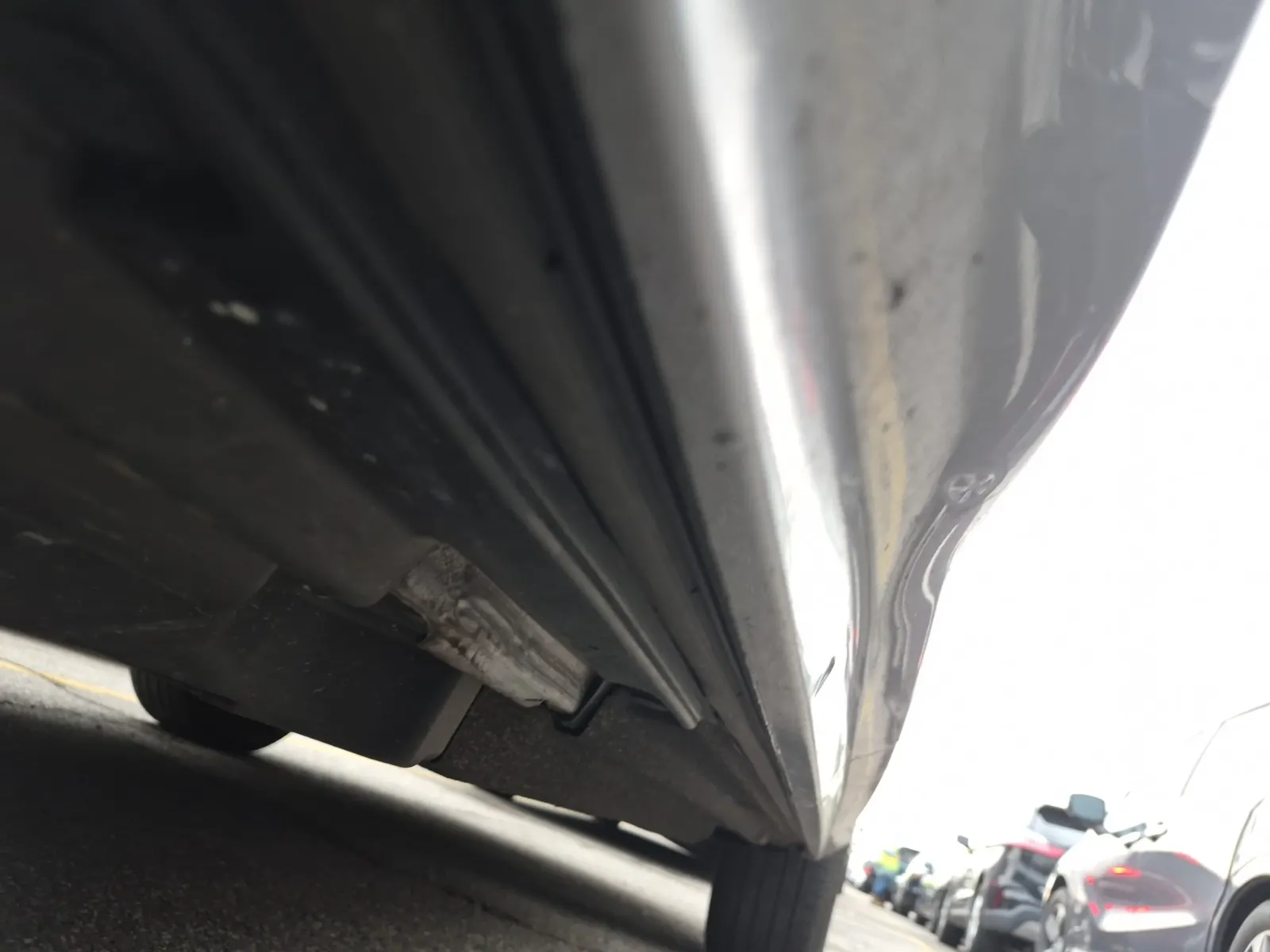 Undercarriage - Passenger Photo