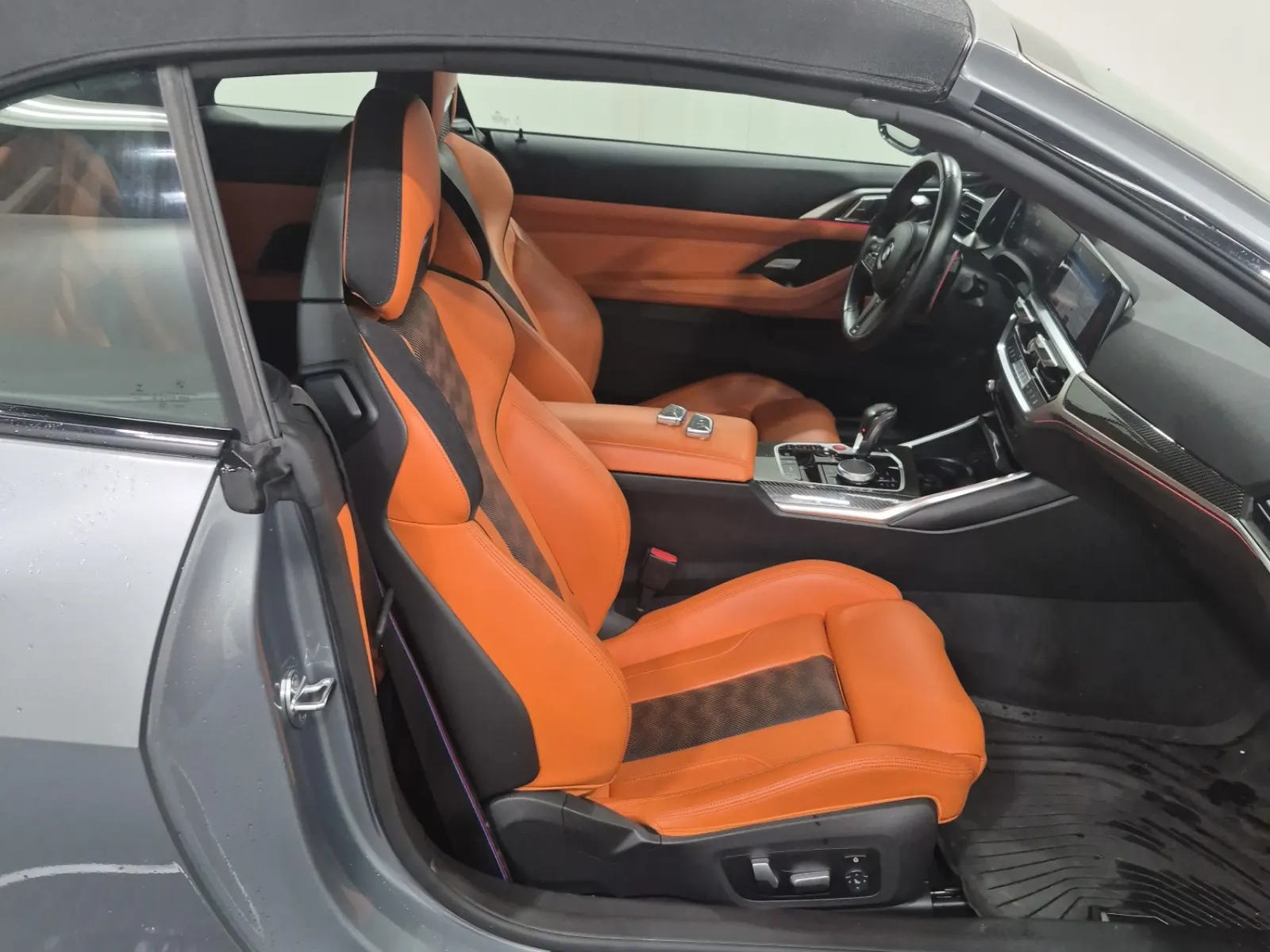 Right Side Interior Photo
