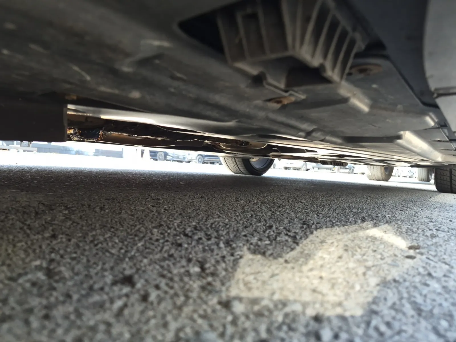 Undercarriage - Driver Photo