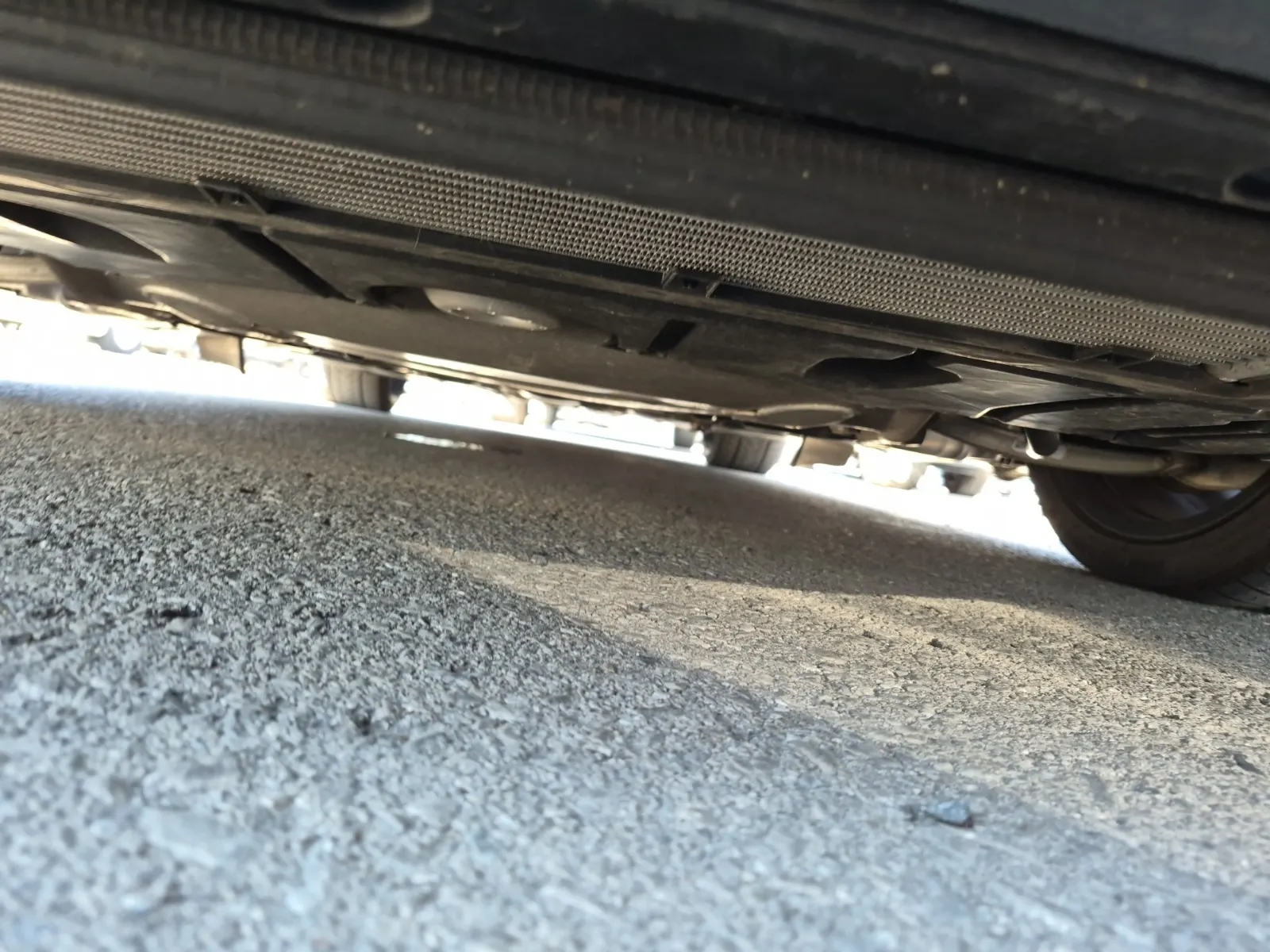 Undercarriage - Front Photo