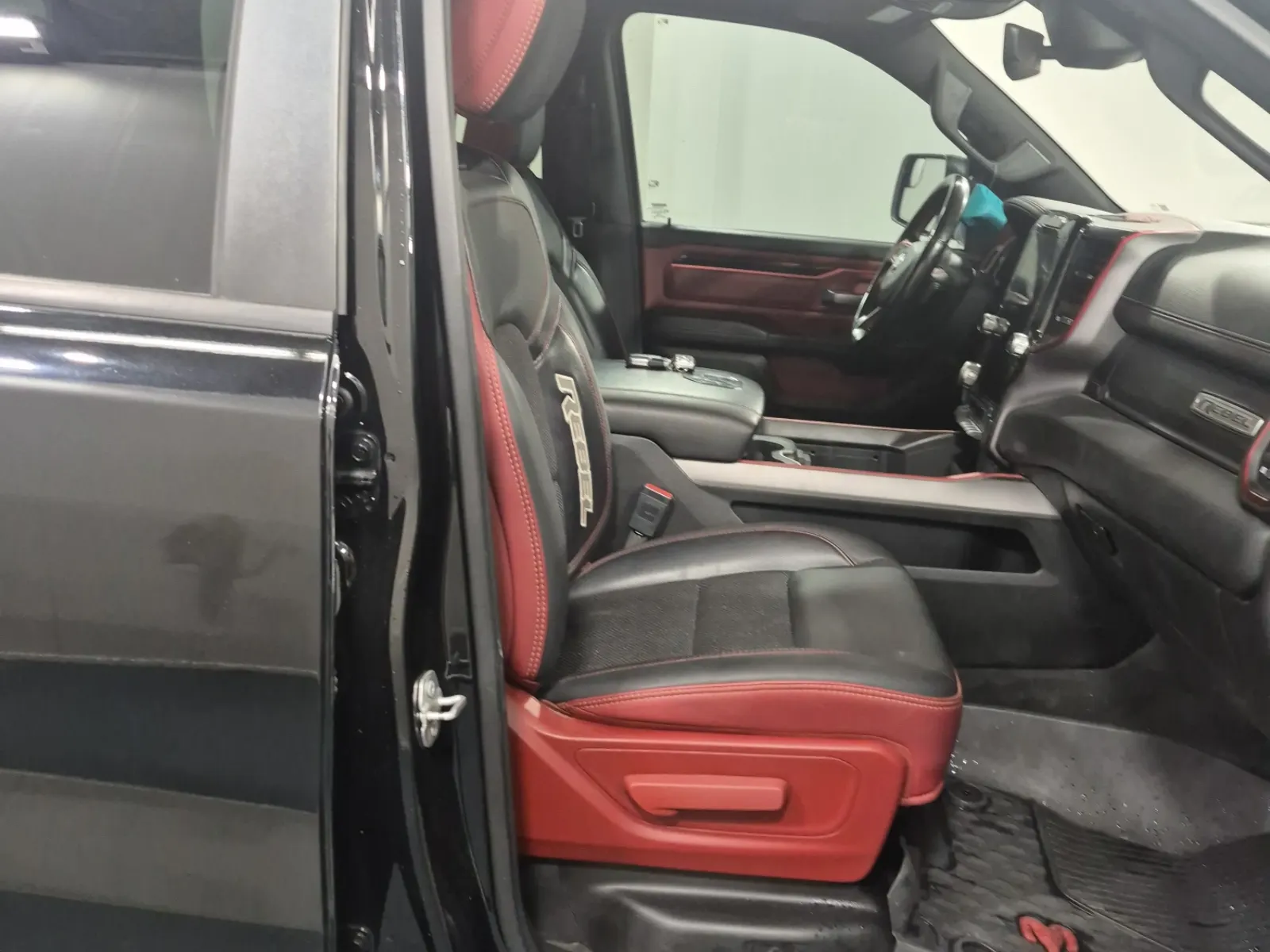 Right Side Interior Photo