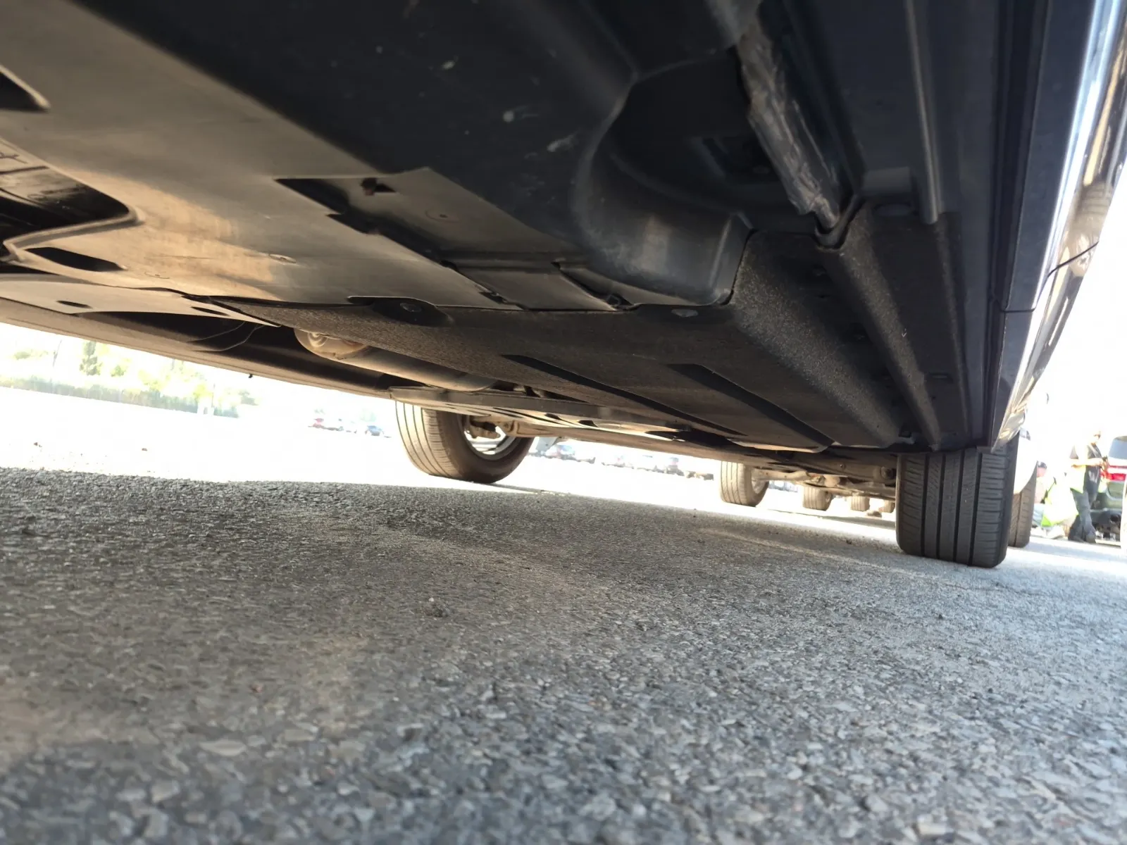 Undercarriage - Passenger Photo