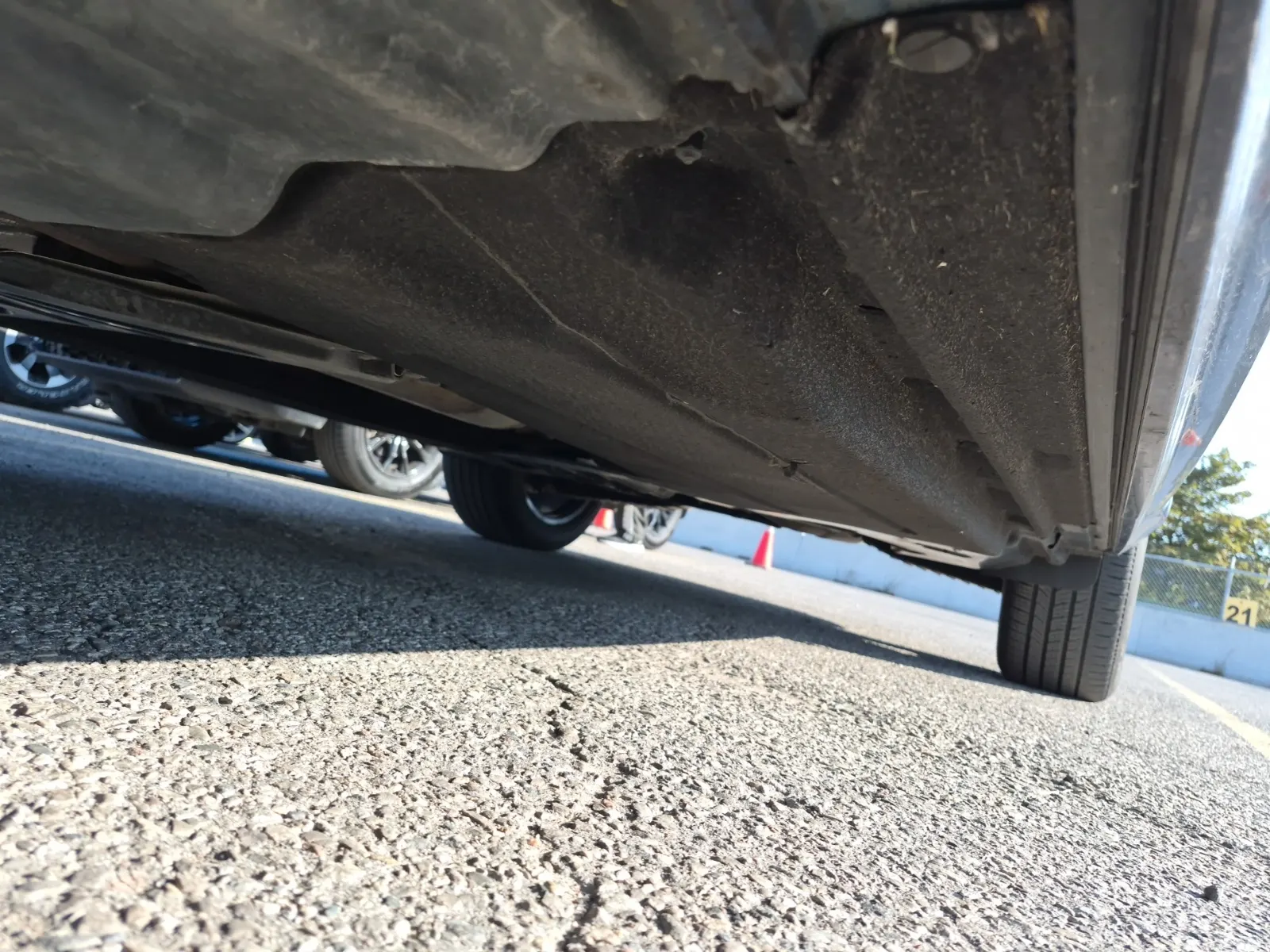 Undercarriage - Driver Photo