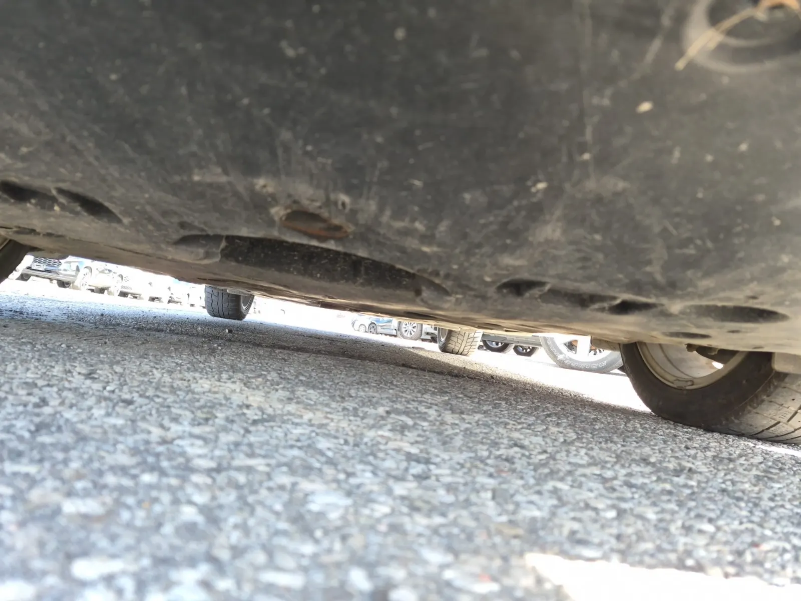 Undercarriage - Front Photo