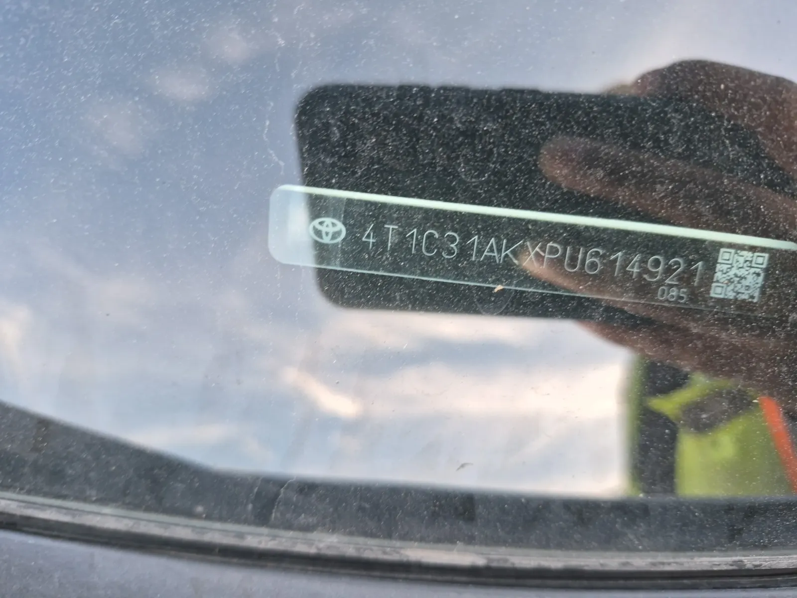 Dash VIN Plate Photo