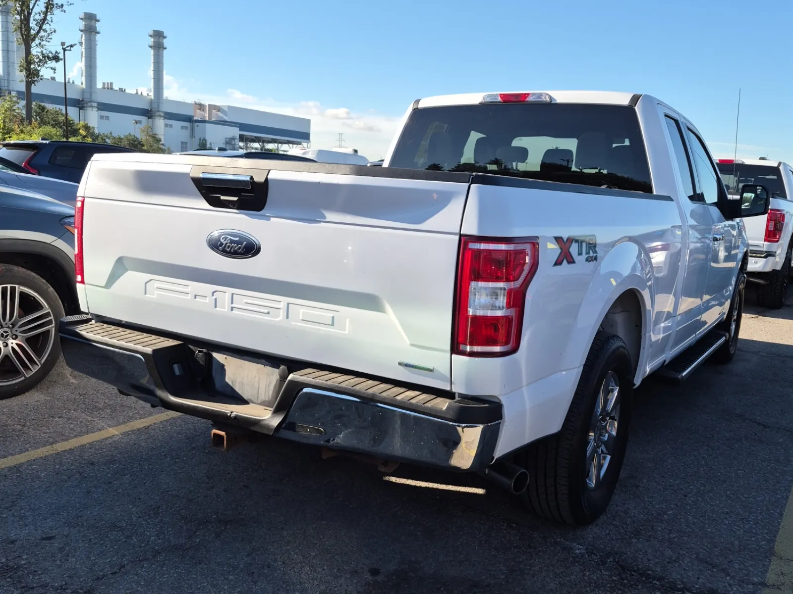 Passenger Rear 3/4 Photo