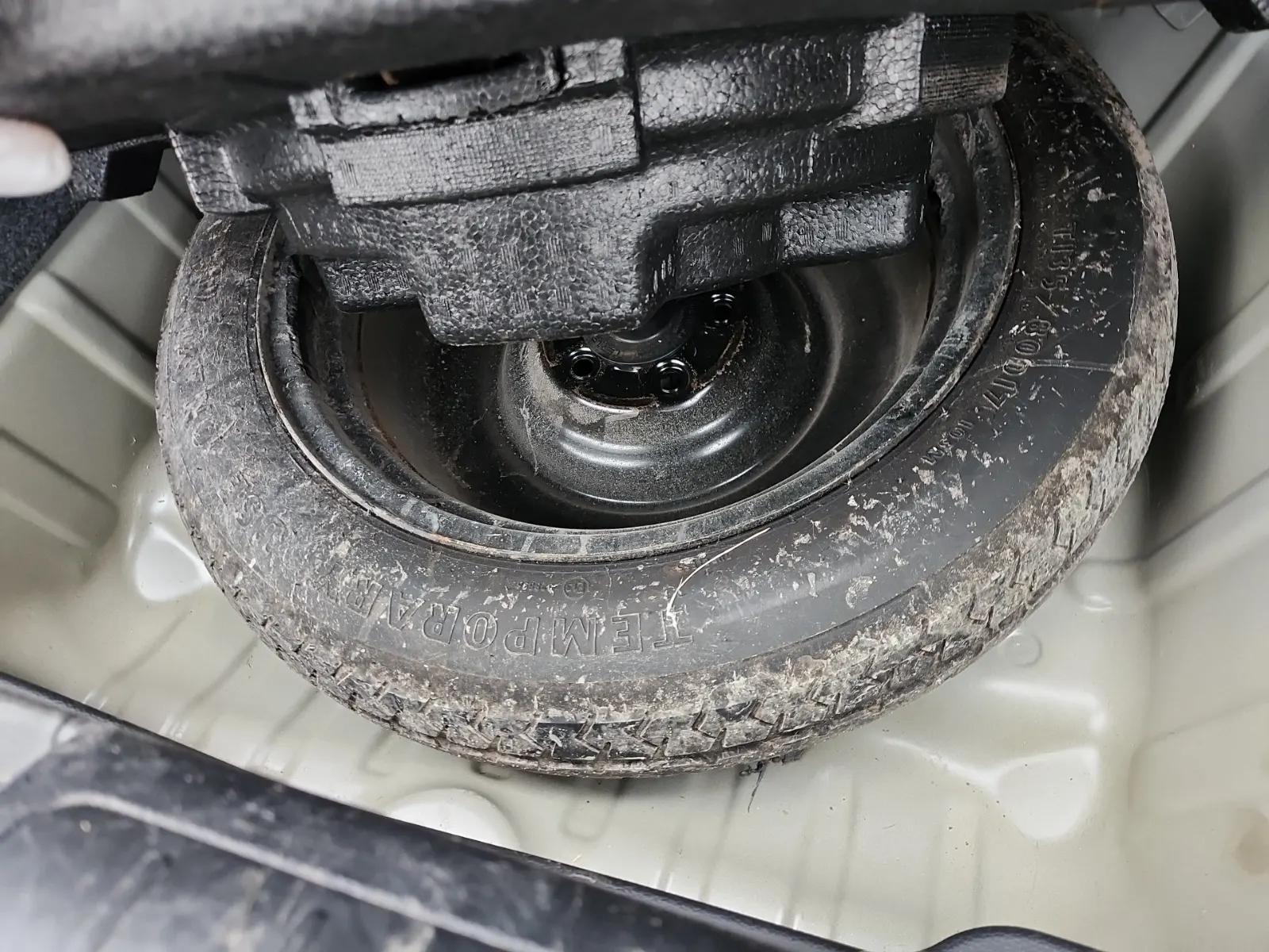 Spare Tire & Wheel Photo