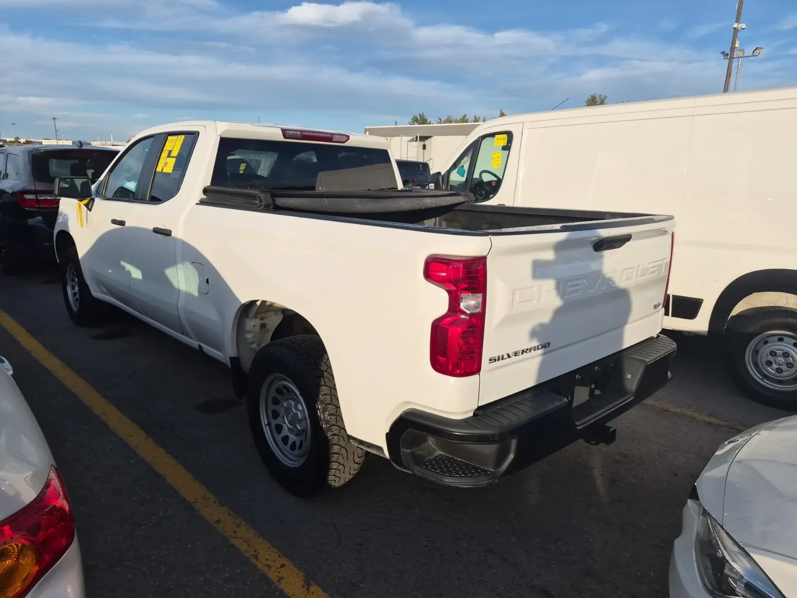 Driver Rear 3/4 Photo