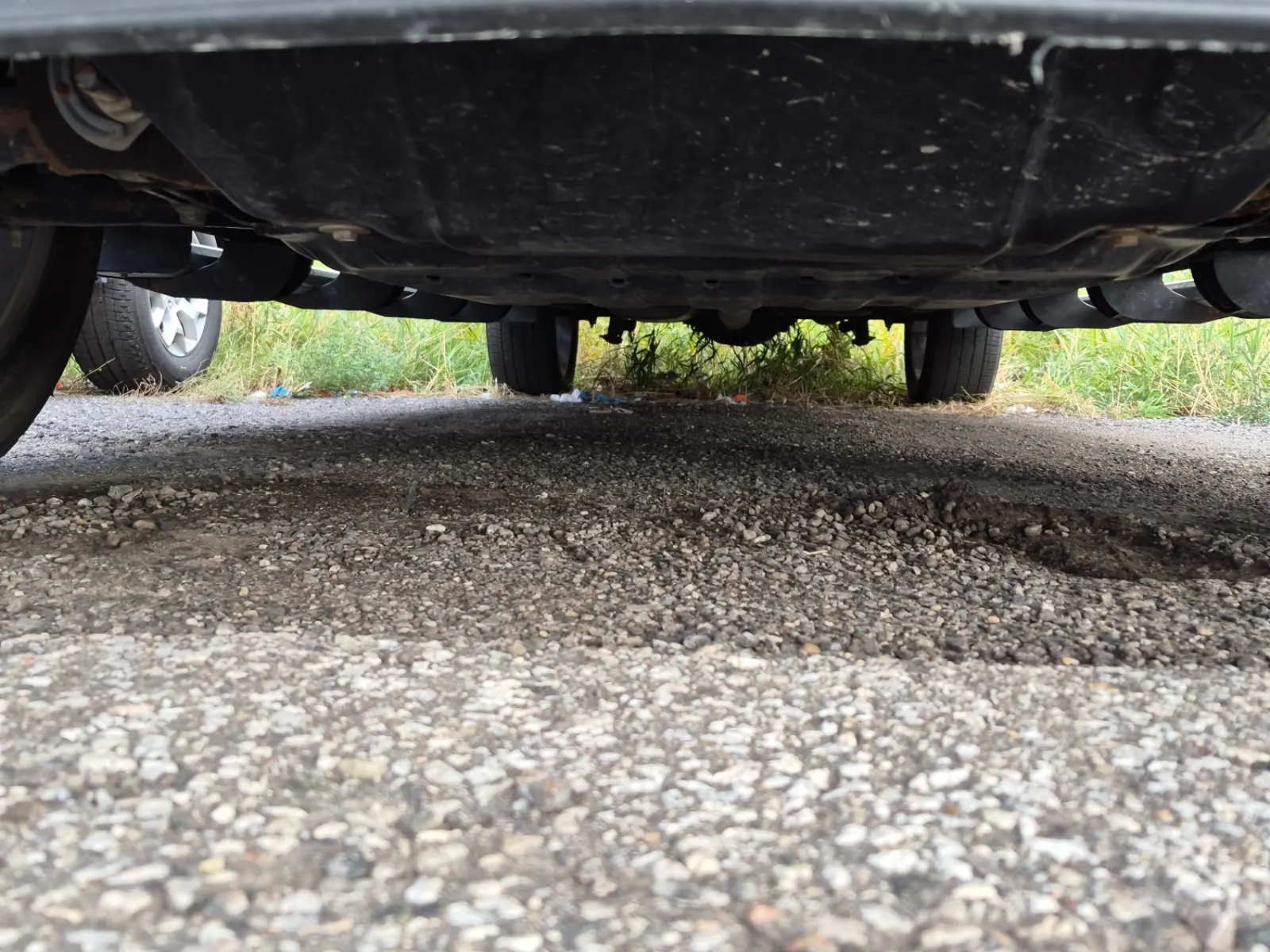 Undercarriage - Front Photo