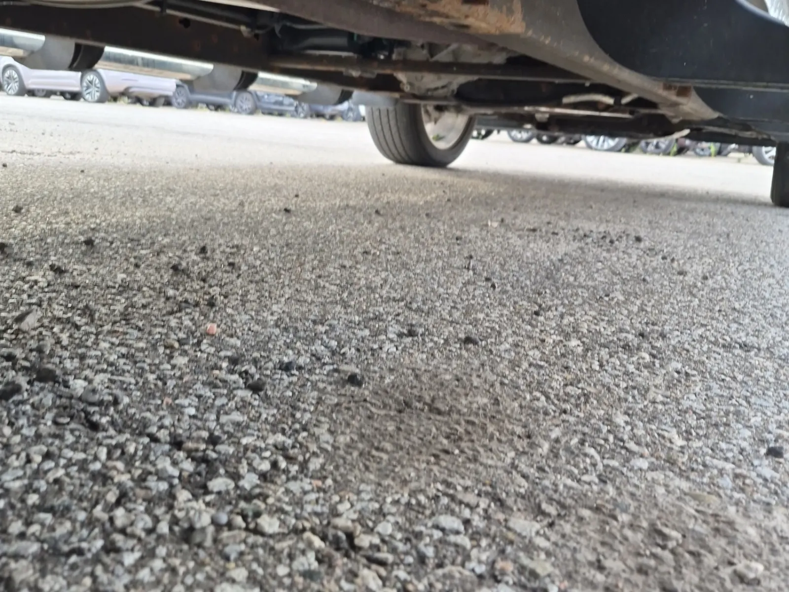 Undercarriage - Passenger Photo